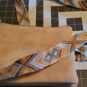 Jen and Company Boutique crossbody
